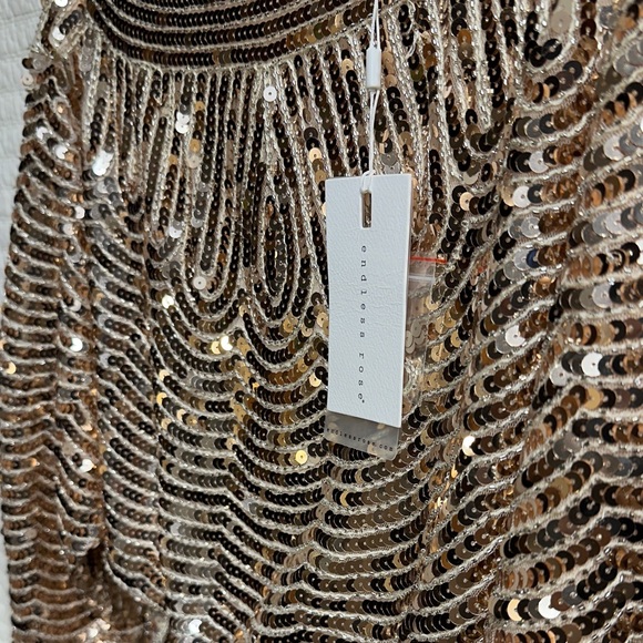 Endless Rose Golden Sequin Party Ready Long Sleeve Top V Neck Back Size XS NWT - Picture 3 of 8